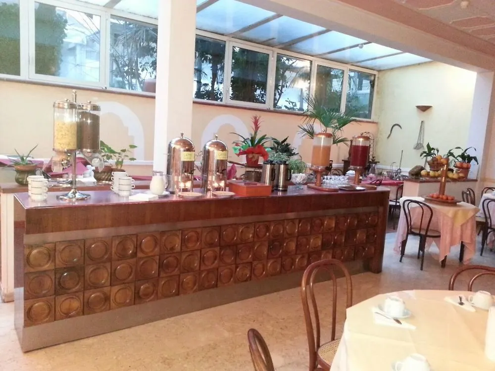 Hotel Valtorta Montecatini-Terme 3*,