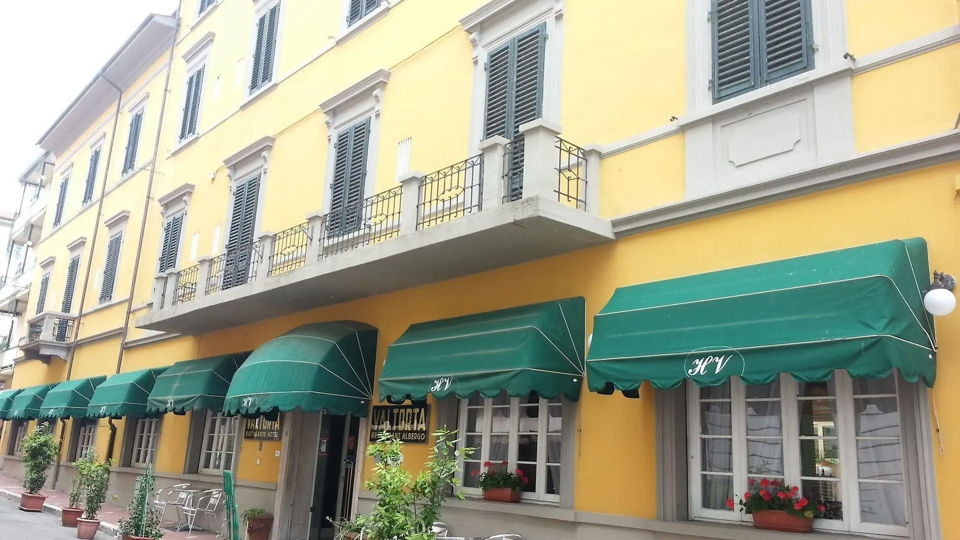Hotel Valtorta contacts